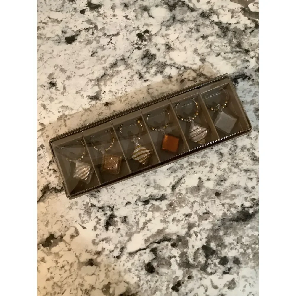 Pier 1 Imports Set of 6 Wine Charms New
